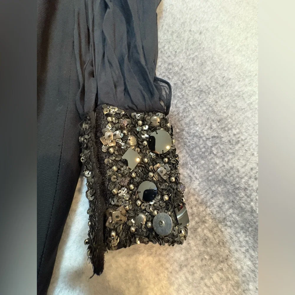 Badgley Mischka Black Crepe Chiffon Open Sleeve‎ Jeweled Bead Cuff Dress XS 0 2